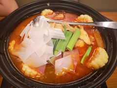 襄阳砂锅牛三鲜-莲餐厅·湖北菜·藕汤是头牌(愚园路店)