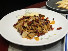 -蔼若春.传承三十年云南菜(金碧公园店)