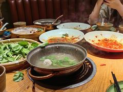 -吃饭皇帝大(长宁龙之梦店)