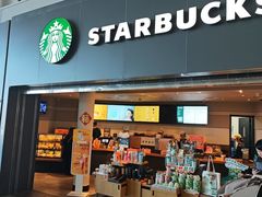 -星巴克(昆明机场III店)