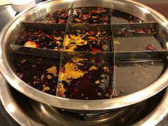 -邓莽子老火锅(中兴路总店)