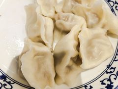 有机酸菜猪肉饺子-东方饺子王(新奥购物中心店)