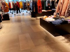 -URBAN REVIVO(深圳华润万象天地店)