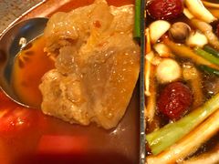 -湊湊火锅·茶憩(新中关购物中心店)