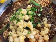 -丁丁猫重庆小面(徐州路店)