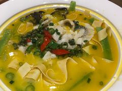 -小六汤包·老字号·中华名小吃(公园南路店)