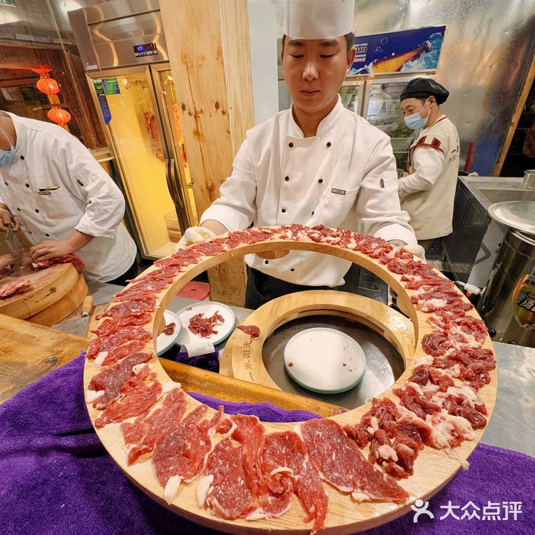 去丽江也就吃了3顿的酸汤牛肉