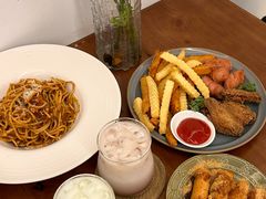 -梧桐巷咖啡厅·coffee&bar