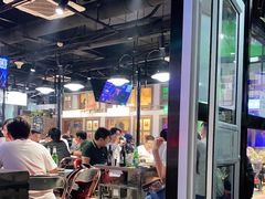 大堂-马路牙子烧烤音乐酒馆(望京店)