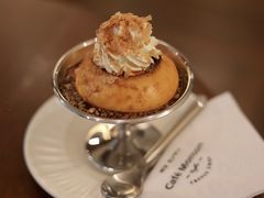 -Café Monson