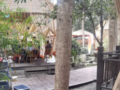 -二荆条·蜀鲜汇城市森林火锅