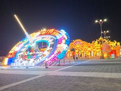 -淄博花灯齐彩城