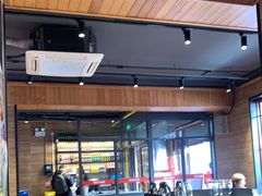 大堂-管氏翅吧(护国寺店)