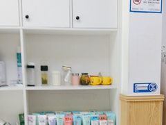 -郑远元专业修脚房(乐山通江街店)