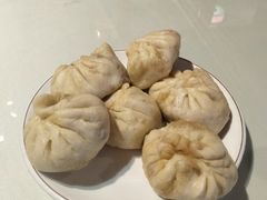 猪肉包子-陈寔包子王·卤煮小肠·京味小吃(龙潭店)
