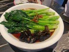 白灼菌菇菜心-新白鹿餐厅(虹桥南丰城店)