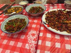 -荆九爷爆炒桥头三嫩(云南北路店)