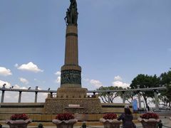 -人民防洪胜利纪念塔