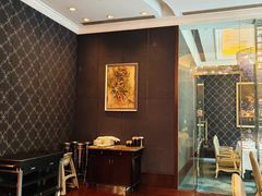 -龙虾酒吧扒房(宁波香格里拉店)