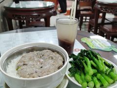 鱿鱼肉饼饭-仁信双皮奶(东川路店)