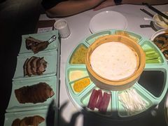 -羲和雅苑•北京烤鸭(国贸商城店)