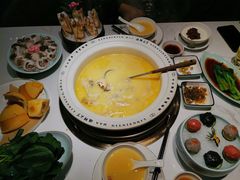 -领鲜天下·焗海鲜·花胶鸡(天目里店)