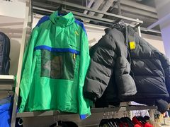 -唯品会(北京国瑞城店)