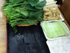 -鱼众不同·鸡公煲·烤全鱼(国顺路店)