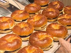 -HOT CRUSH趁热集合·现烤面包(环球港店)