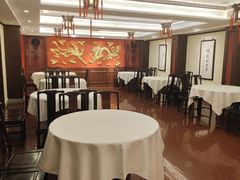 -梅龙镇酒家(南京西路总店)