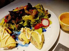 魔膳秘制吞拿鱼卷沙拉-魔膳厨房·果木牛排·西餐厅(MM2店)