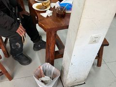 -宝瑞门钉肉饼店