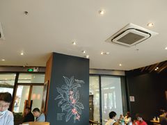 -星巴克臻选(莘庄仲盛店)