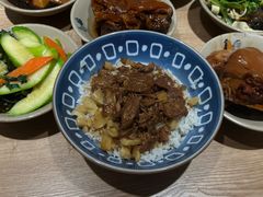 -红猪卤肉饭(大西洋美食城店)