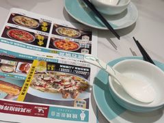 -姚姚酸菜鱼·金戈戈香港豉油鸡(喜荟城联名店)