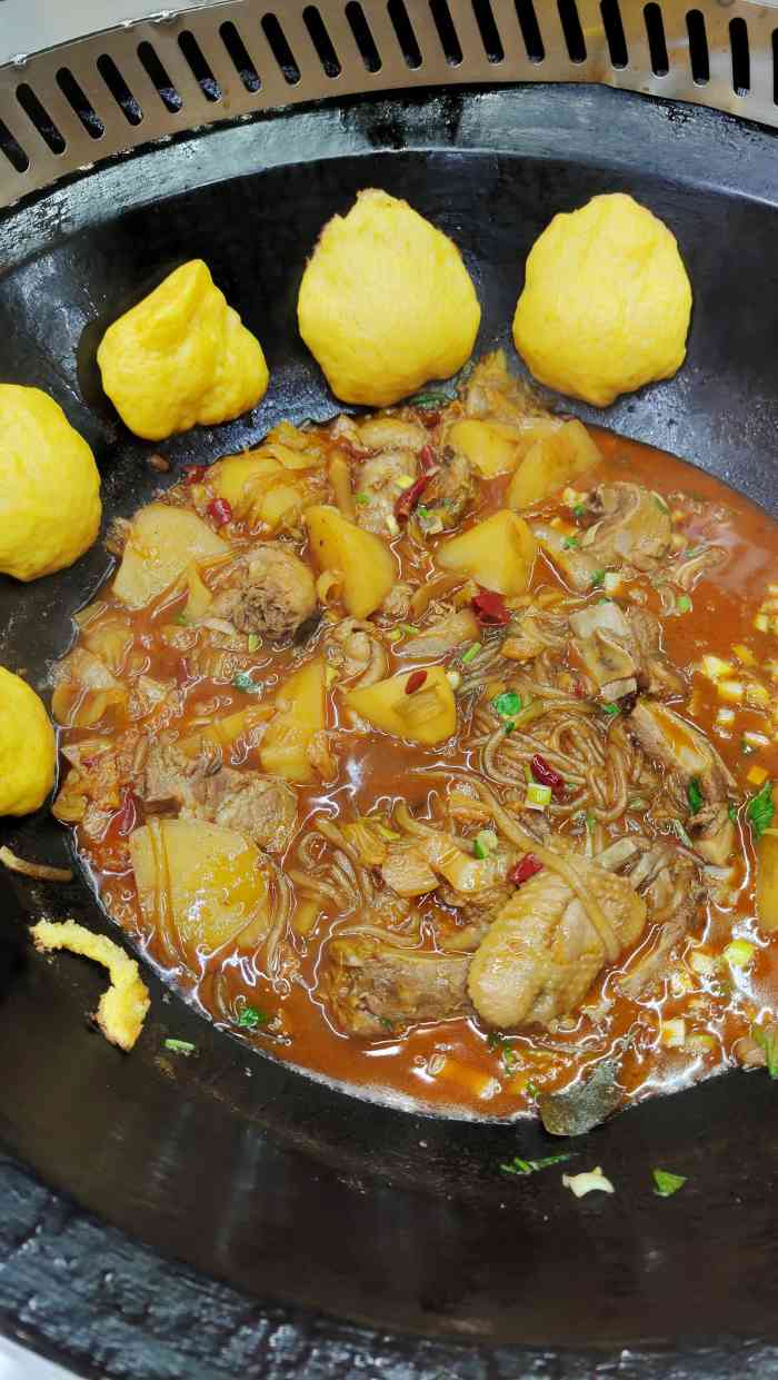 一次去两个人吃不完了觉得三个人能吃的完然而第二次去三个人也没吃完