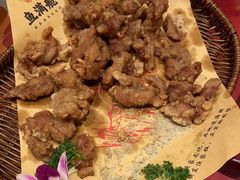 -鱼满舱·鲜活海鲜·正宗鲁菜
