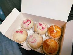 鲜肉月饼-邵万生食品公司(南京东路店)