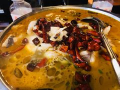 -临江餐馆二楼美食部落