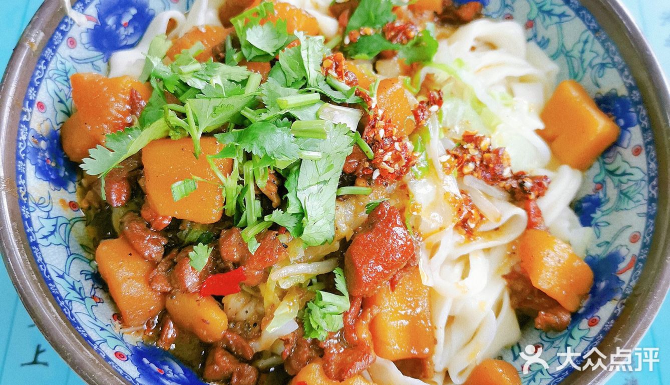 支撑我起床的，是学校食堂的饭[加油]