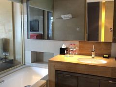 -青岛富力艾美酒店