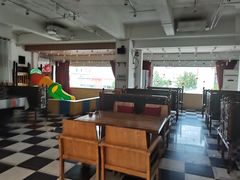 -冲浪熊西餐厅(南戴河店)