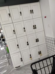 -宫铭烫发染发接发店
