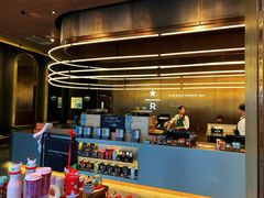 -星巴克臻选(上海虹桥新天地三店)