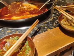 -重庆故事姊妹老火锅(财经学院店)