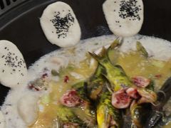 -丹水桥地锅鱼·翘嘴鲌·地方特色全鱼宴(丹江口大坝店)