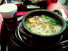 三鲜砂锅米粉-粉之都(001新兴店)