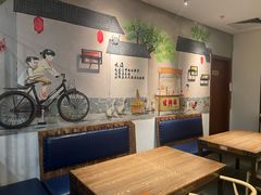 -佬湘楼·27年湘菜(天河都市广场店)