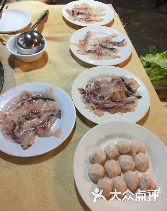 阿甘中山脆肉鲩鱼庄烤羊腿(布吉镇政府店)图片 第2张