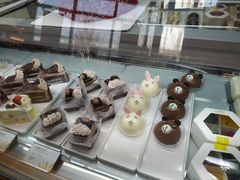 -皇冠幸福里动物奶油生日蛋糕(宗关地铁店)